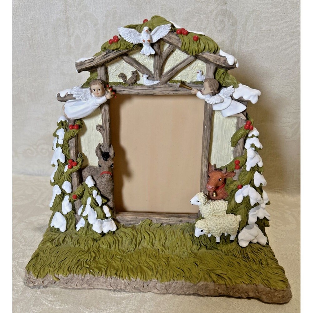 2008 DaySpring Christmas Nativity 3D Resin Picture Frame Manger Stable Angels